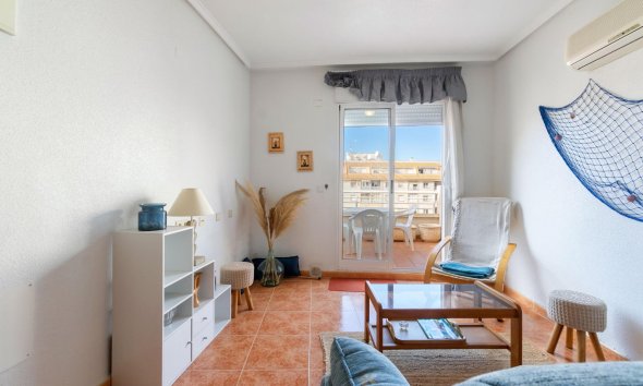 Resale - Apartment - Torrevieja - Centro