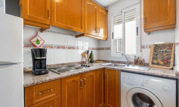 Resale - Apartment - Torrevieja - Centro