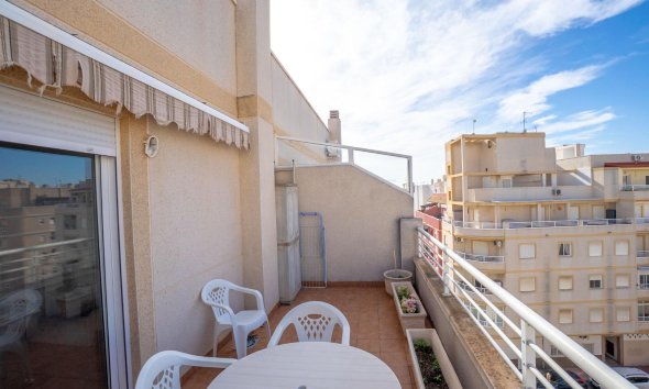 Resale - Apartment - Torrevieja - Centro