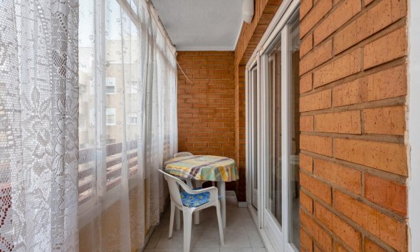 Resale - Apartment - Torrevieja - Centro