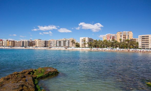 Resale - Apartment - Torrevieja - Centro