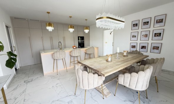 Resale - Villa - Orihuela Costa - Villamartin