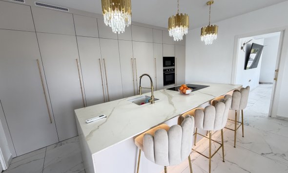 Resale - Villa - Orihuela Costa - Villamartin