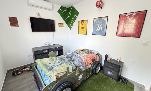 Resale - Villa - Orihuela Costa - Villamartin