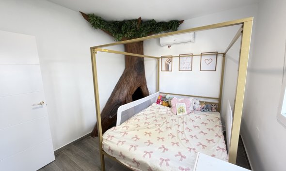 Resale - Villa - Orihuela Costa - Villamartin