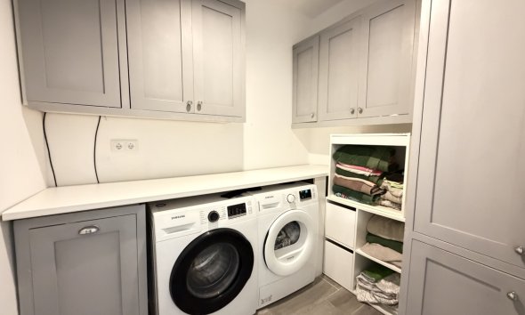 Resale - Villa - Orihuela Costa - Villamartin