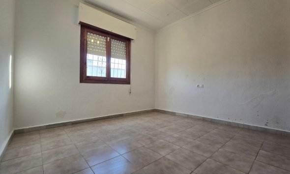 Resale - Villa - Torrevieja - El Chaparral