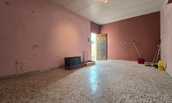 Resale - Villa - Torrevieja - El Chaparral