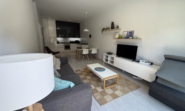 Resale - Apartment - Orihuela Costa - Villamartin