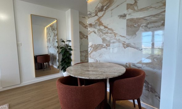 Resale - Apartment - Orihuela Costa - Punta Prima