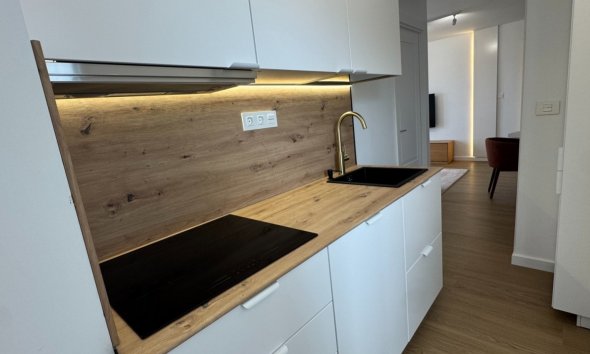 Resale - Apartment - Orihuela Costa - Punta Prima