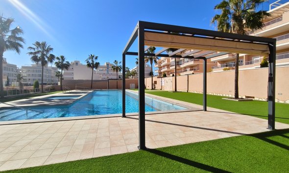 Resale - Apartment - Orihuela Costa - Los Dolses