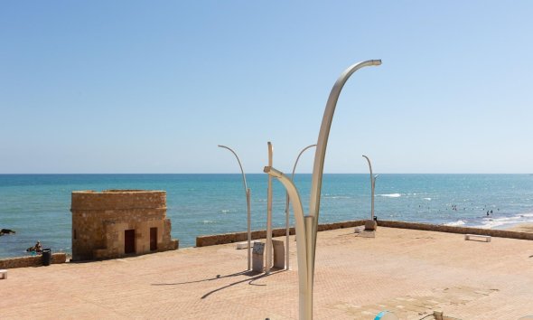 Resale - Apartment - Torrevieja - La Mata