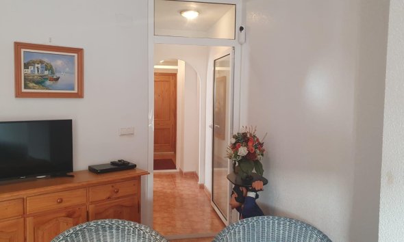 Resale - Apartment - Torrevieja - Estacion de autobuses