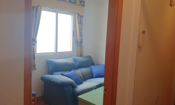 Resale - Apartment - Torrevieja - Estacion de autobuses