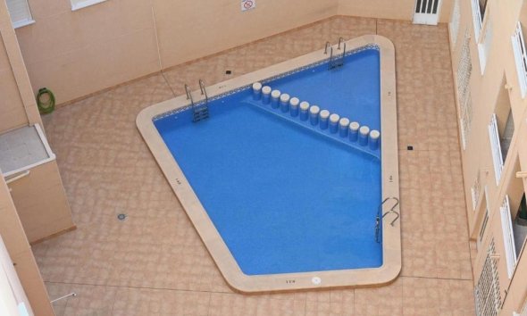 Resale - Apartment - Torrevieja - Estacion de autobuses