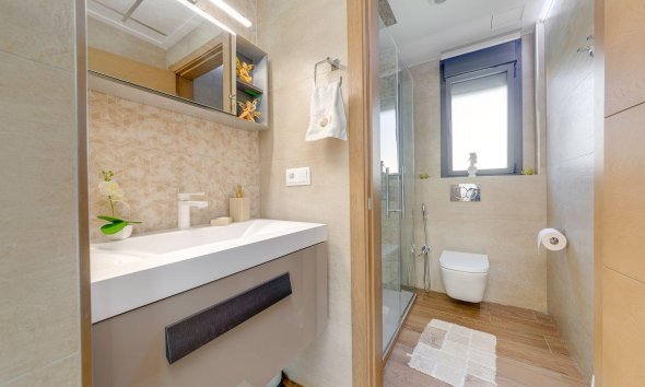 Resale - Villa - Torrevieja - Los Balcones