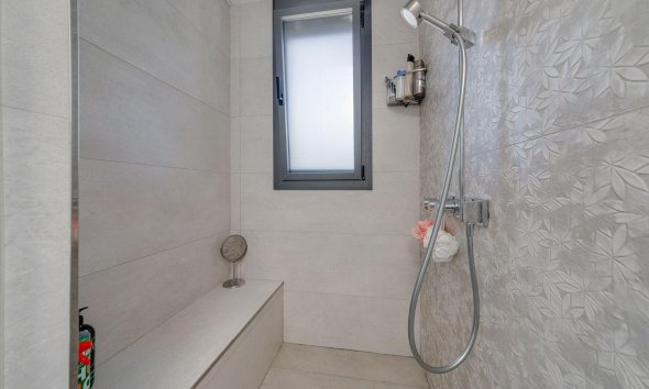 Resale - Villa - Torrevieja - Los Balcones