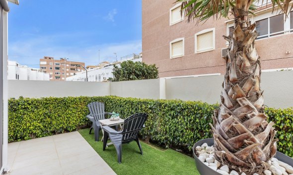 Resale - Apartment - Torrevieja - Torrelamata - La Mata