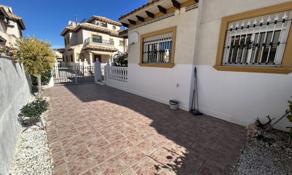 Resale - Terraced house / Townhouse - Orihuela Costa - Cabo Roig