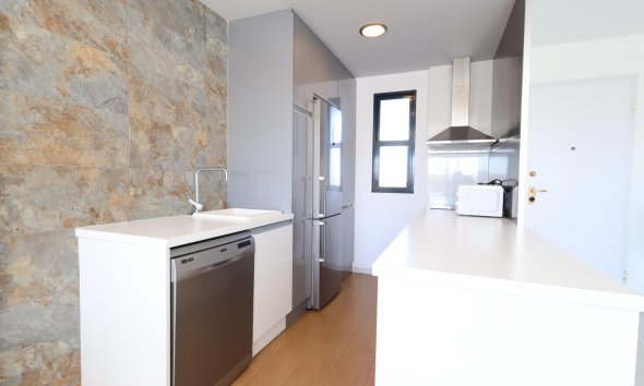 Resale - Apartment - Orihuela Costa - La Zenia