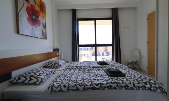 Resale - Apartment - Orihuela Costa - La Zenia