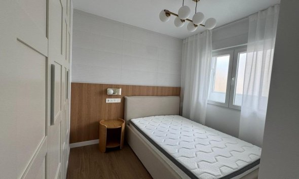 Resale - Apartment - Torrevieja - Punta prima