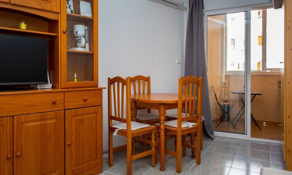 Rynek Wtórny - Apartament - Torrevieja - Playa Los Locos