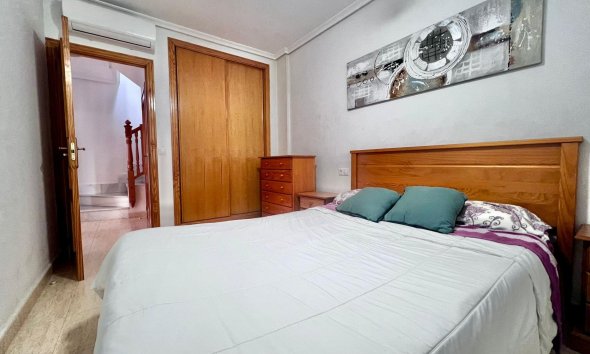 Resale - Bungalow - Pilar de la Horadada - RioMar