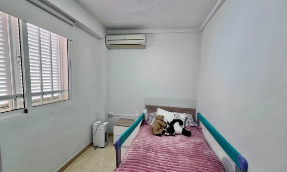 Resale - Bungalow - Pilar de la Horadada - RioMar