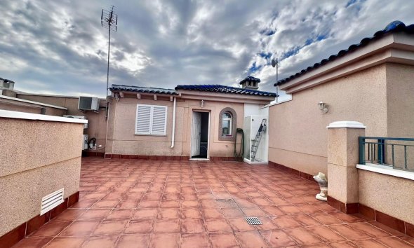 Resale - Bungalow - Pilar de la Horadada - RioMar