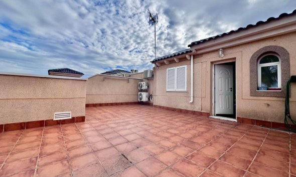 Resale - Bungalow - Pilar de la Horadada - RioMar