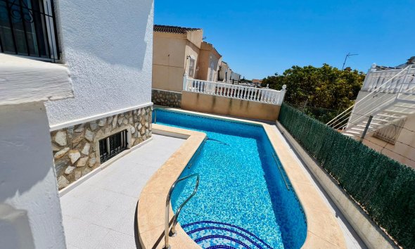 Resale - Terraced house / Townhouse - Torrevieja - San luis