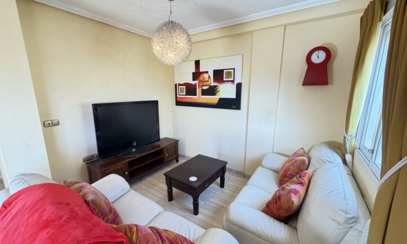 Resale - Terraced house / Townhouse - Orihuela Costa - Villamartin