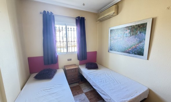 Resale - Terraced house / Townhouse - Orihuela Costa - Villamartin