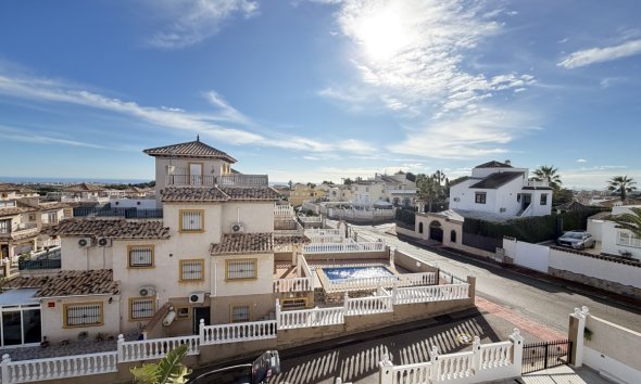 Resale - Terraced house / Townhouse - Orihuela Costa - Villamartin