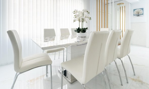 Resale - Terraced house / Townhouse - Torrevieja - Punta prima