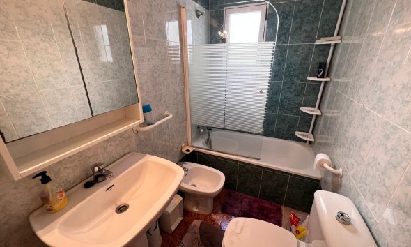 Resale - Apartment - Torrevieja - Centro