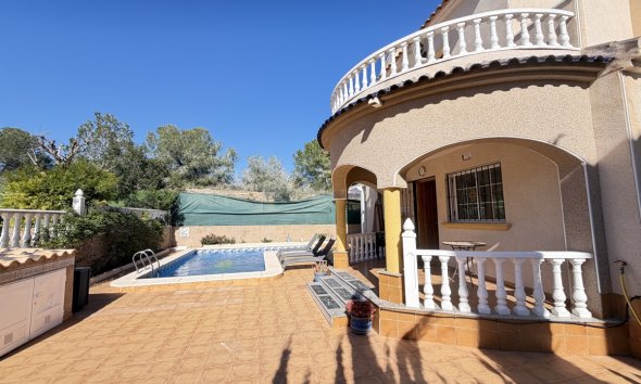 Resale - Villa - Orihuela Costa - Villamartin