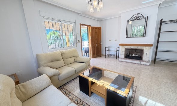 Resale - Villa - Orihuela Costa - Villamartin