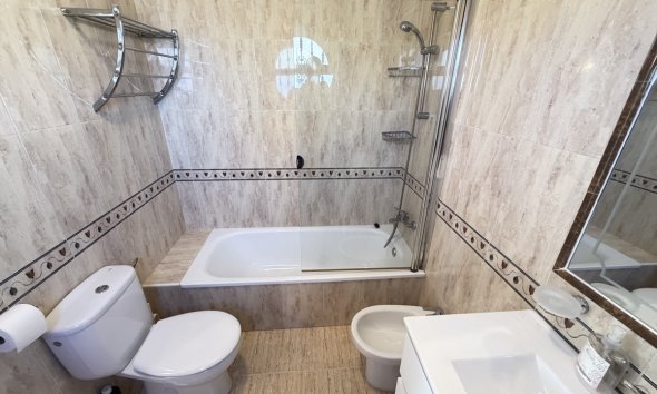 Resale - Villa - Orihuela Costa - Villamartin