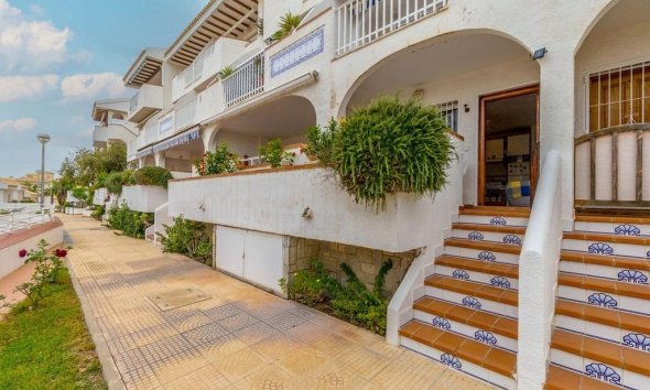 Resale - Apartment - Orihuela Costa - Aguamarina