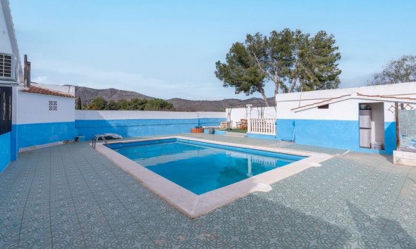 Rynek Wtórny - Willa - Hondón de las Nieves