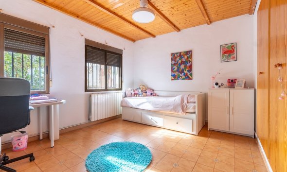 Rynek Wtórny - Willa - Hondón de las Nieves