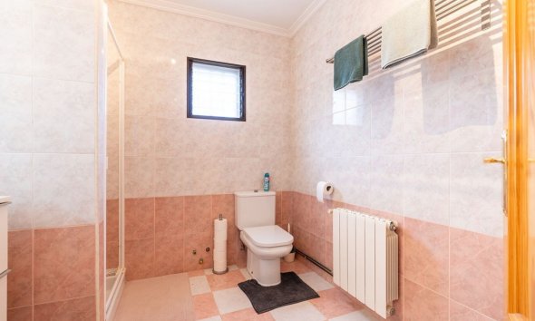 Rynek Wtórny - Willa - Hondón de las Nieves