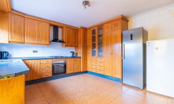 Rynek Wtórny - Willa - Hondón de las Nieves