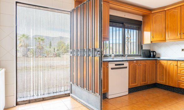 Rynek Wtórny - Willa - Hondón de las Nieves