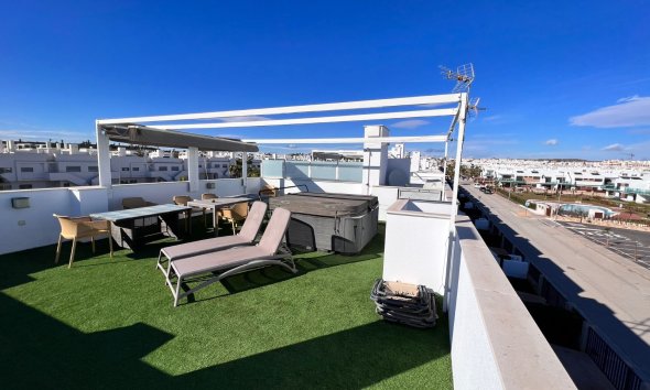 Resale - Apartment - Orihuela - Vistabella Golf