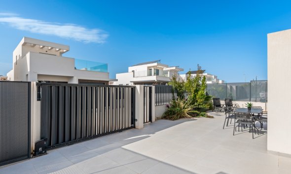 Resale - Terraced house / Townhouse - San Fulgencio - La Marina