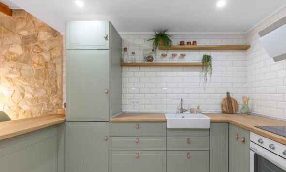 Resale - Terraced house / Townhouse - Torrevieja - Centro - Muelle Pesquero